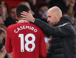 Ten Hag Bela Casemiro: "Dia Akan Bangkit Kembali!"