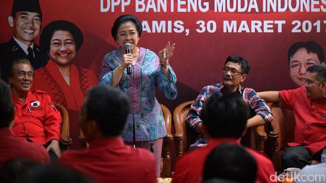 Megawati Batalkan Pensiun, Alasan: Upaya Pengambilalihan PDIP