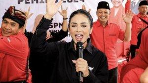 Duet Kris Dayanti-Kresna Dewanata di Pilwali Batu Tunggu Restu Parpol