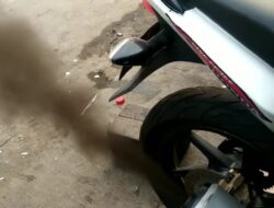 Asap Hitam dari Knalpot Motor: Penyebab dan Cara Mengatasinya