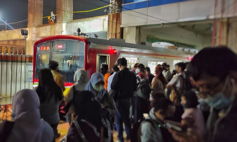 KRL Bidik 1,1 Juta Penumpang Per Hari, Siap Kurangi Kemacetan