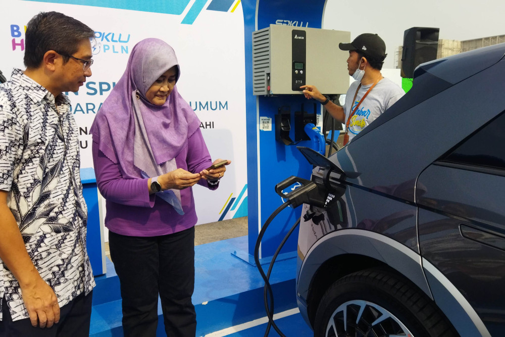 PLN Gaspol! 2015 SPKLU Dibangun, Era Kendaraan Listrik Segera Tiba?