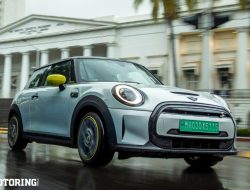 Heboh! Mobil Listrik Mini Cooper SE EV Ditarik Massal, Ada Apa?