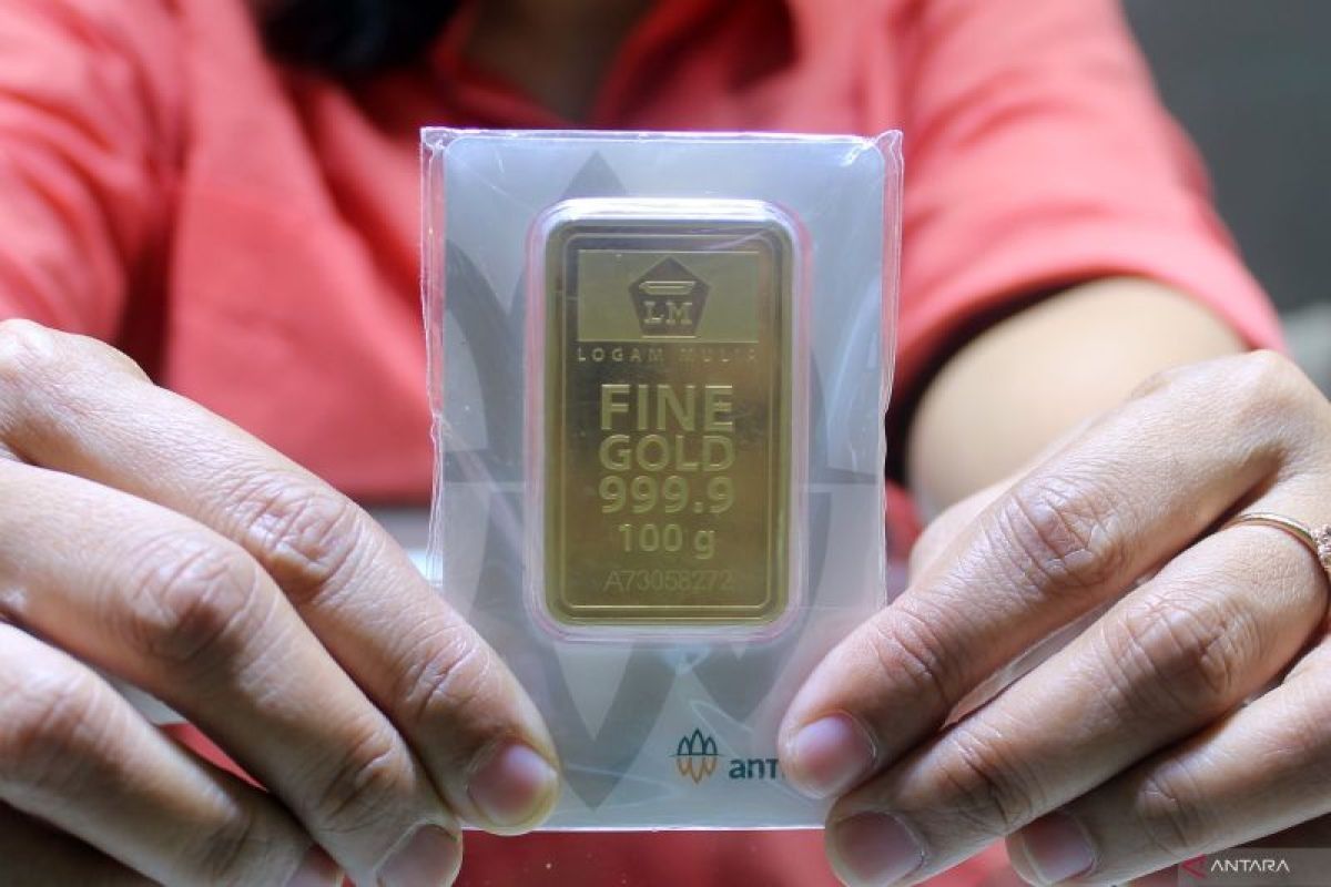 Harga Emas Antam Turun, Cuma Rp1.410.000 Per Gram!