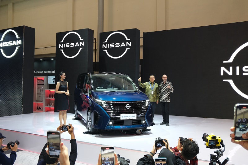 Nissan Serena e-Power: Komitmen Elektrifikasi Nyata, 10 Unit Pertama Resmi Dikirim!